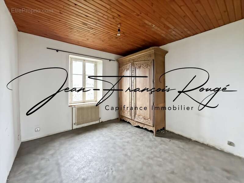 Maison à TOURVILLE-SUR-SIENNE