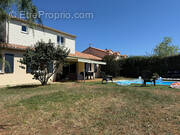 Maison à ROCHES-PREMARIE-ANDILLE