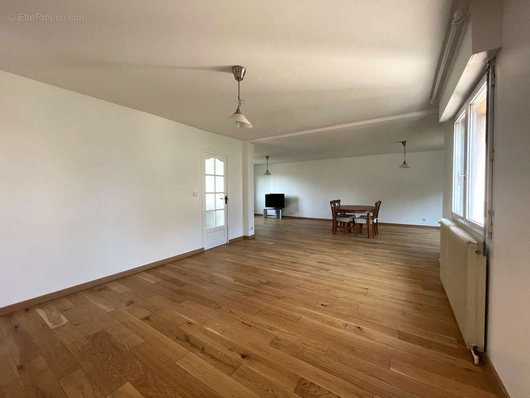 Maison à SAVIGNY-SUR-ORGE