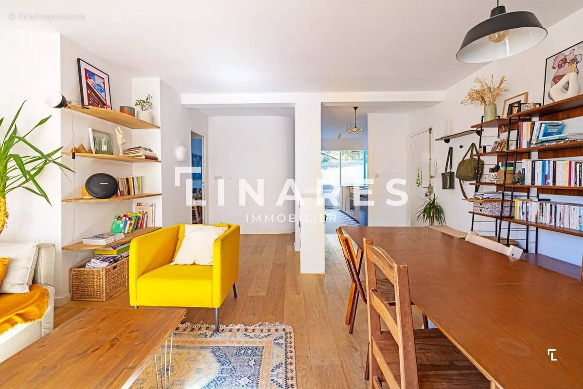 Appartement à MARSEILLE-7E