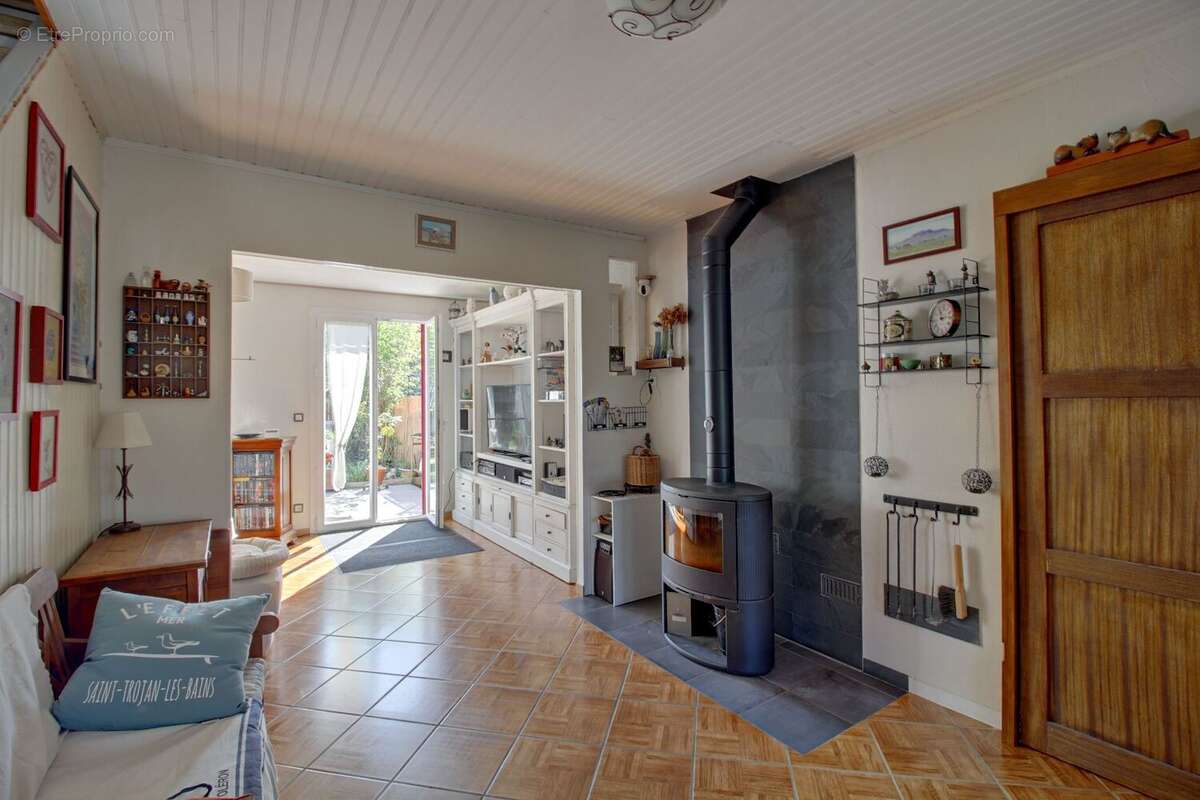 Maison à LES MUREAUX