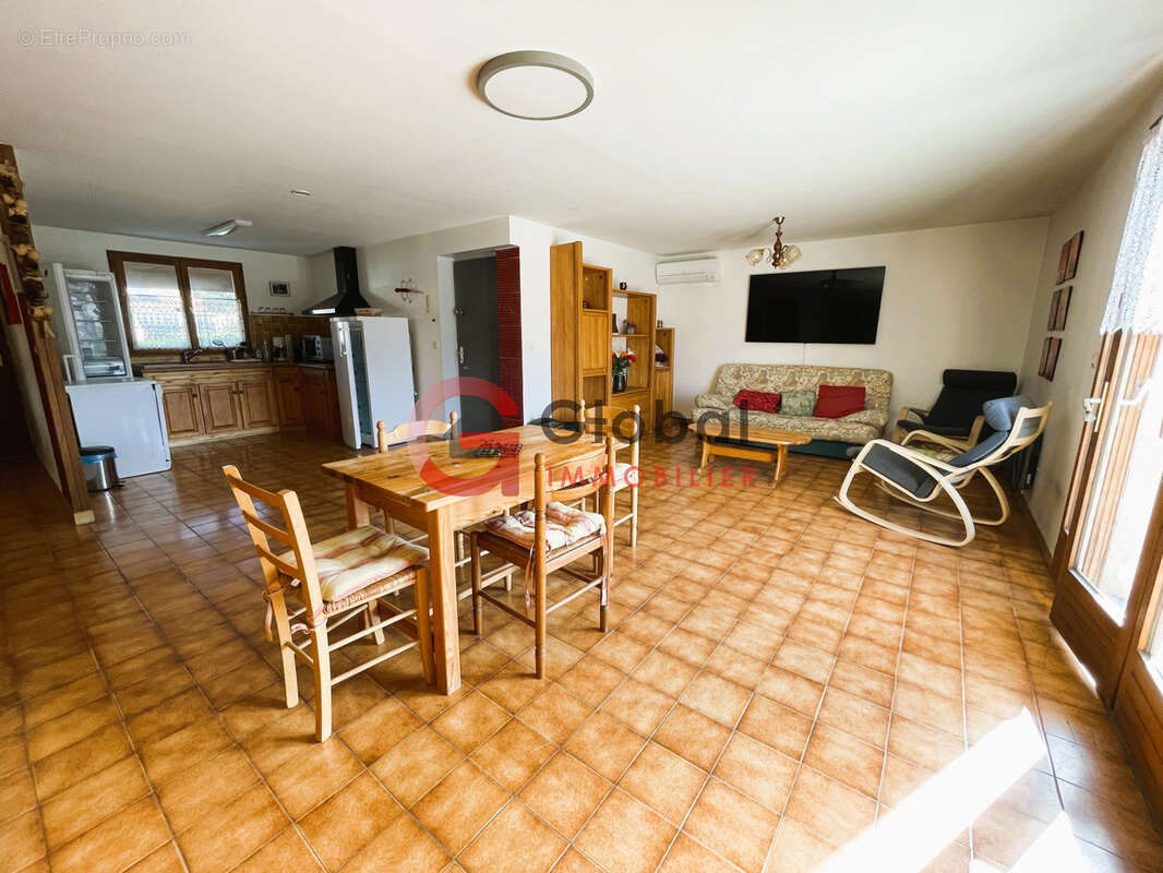 Maison à MEZE