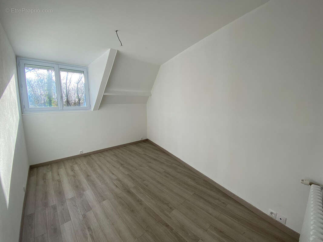 Maison à CANTENAY-EPINARD