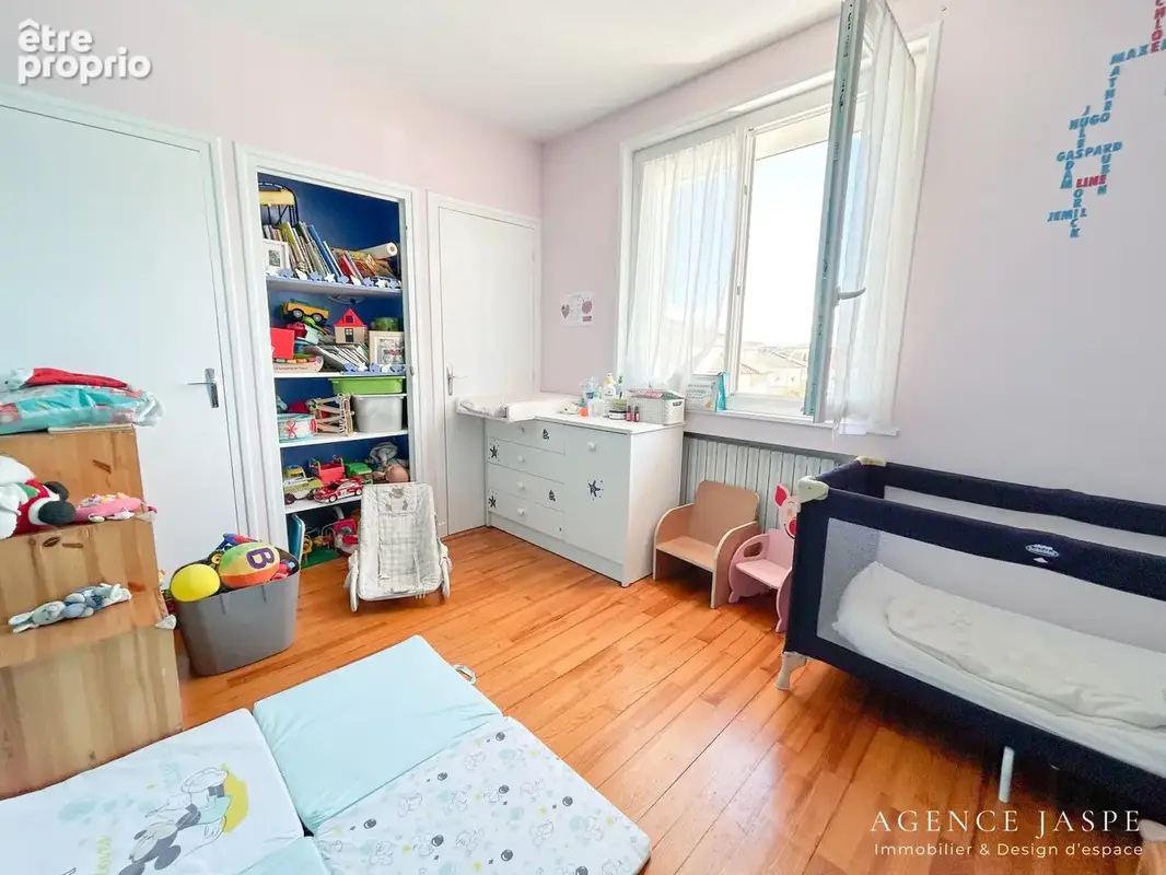 Maison 7 pièces 189 m² à vendre à Saint-Just-Saint-Rambert (42170) - photo 7