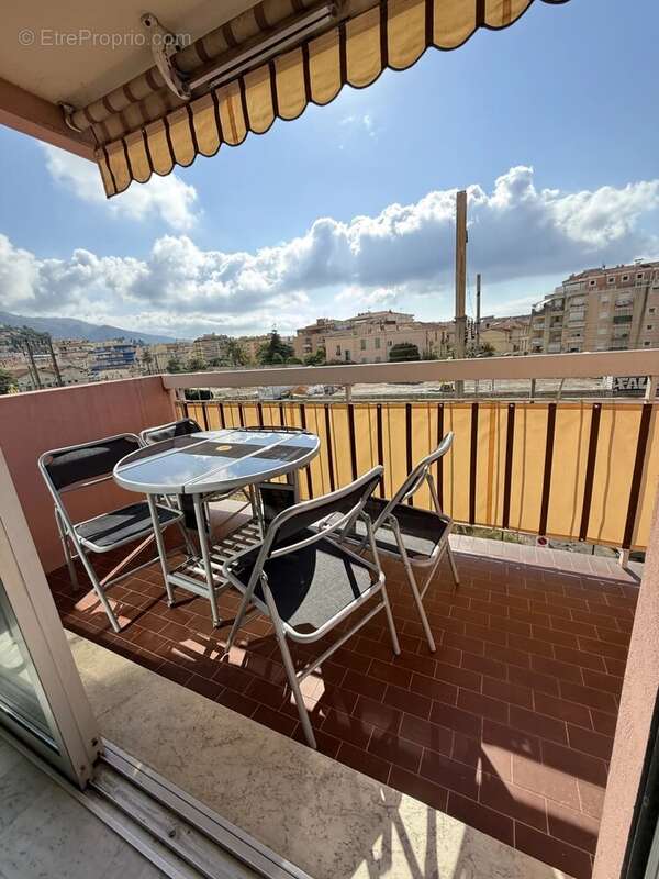 Appartement à MENTON