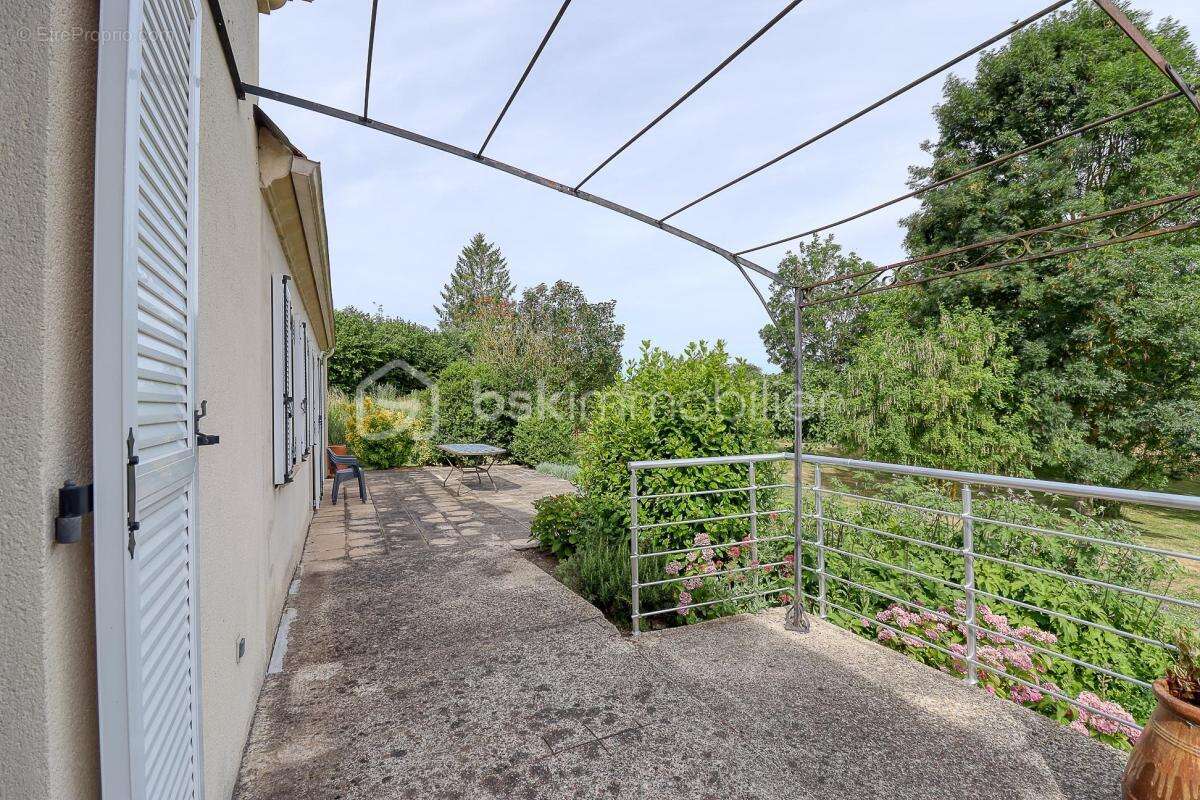 Grande maison familiale (8 pièces / 4 Chambres) à Hodenc en Bray – 15 minutes de Beauvais et Gournay-en-Bray - photo 5