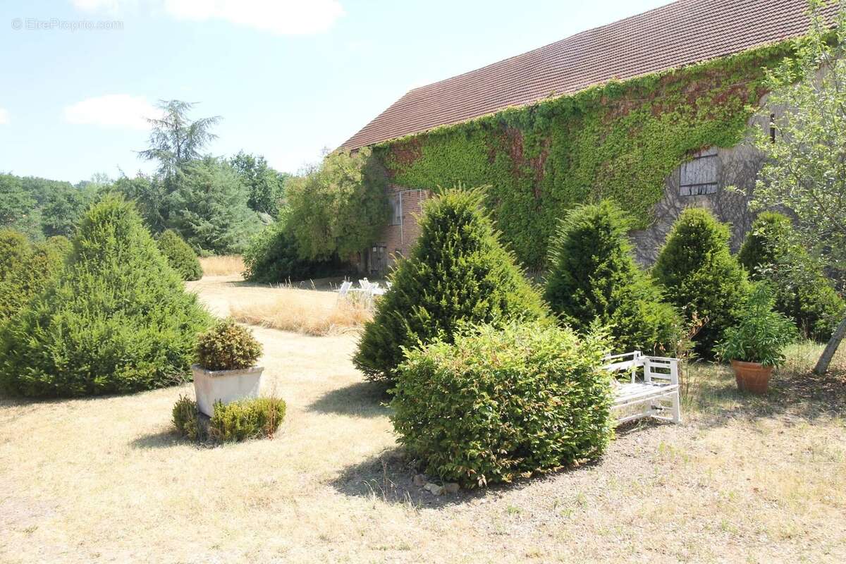 Domaine d'exception avec de grands potentiels à vendre en Bourgogne - photo 35