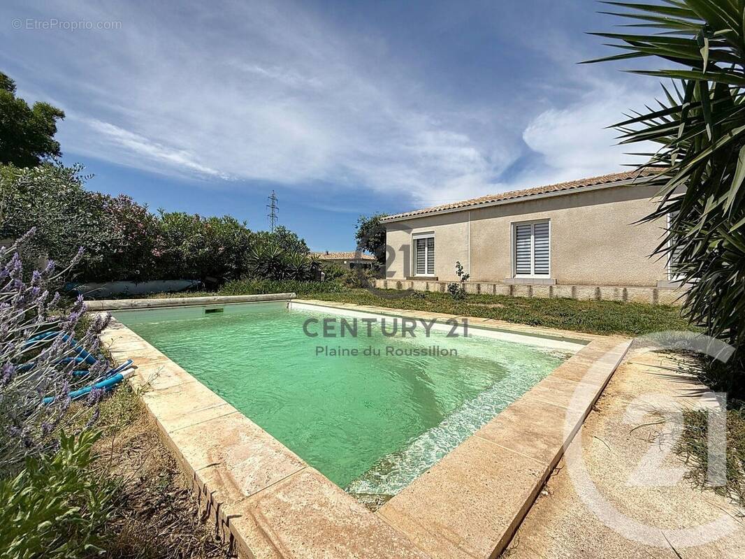 Maison à SAINT-HIPPOLYTE