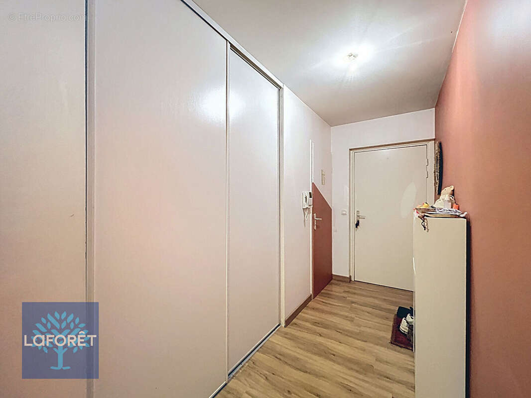 Appartement à CORBEIL-ESSONNES