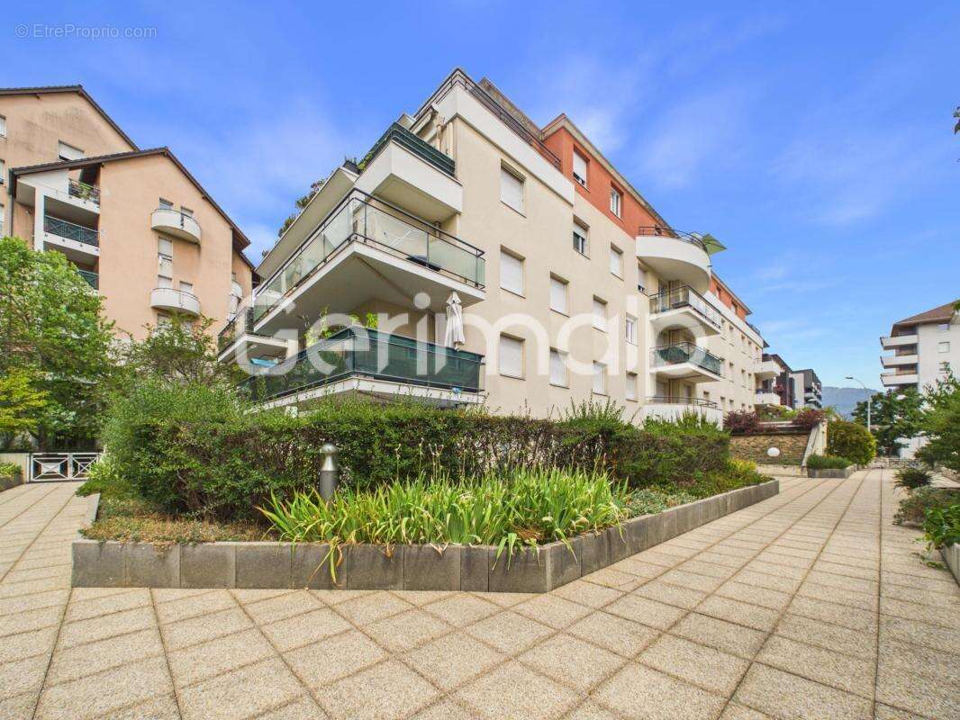 Vente - Appartement - 4 pièces + cuisine - 75 m² - 398 000 € - - photo 15