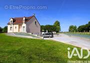 Photo 1 - Maison à BEAUVAIN