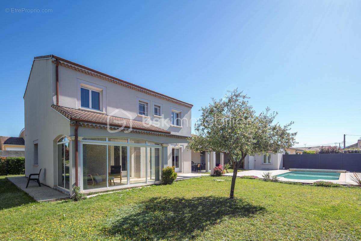 Maison à ROMANS-SUR-ISERE