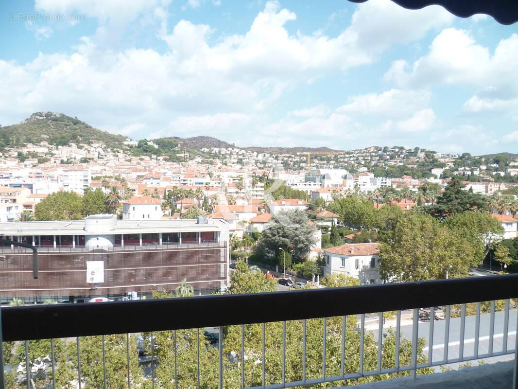 Appartement à HYERES