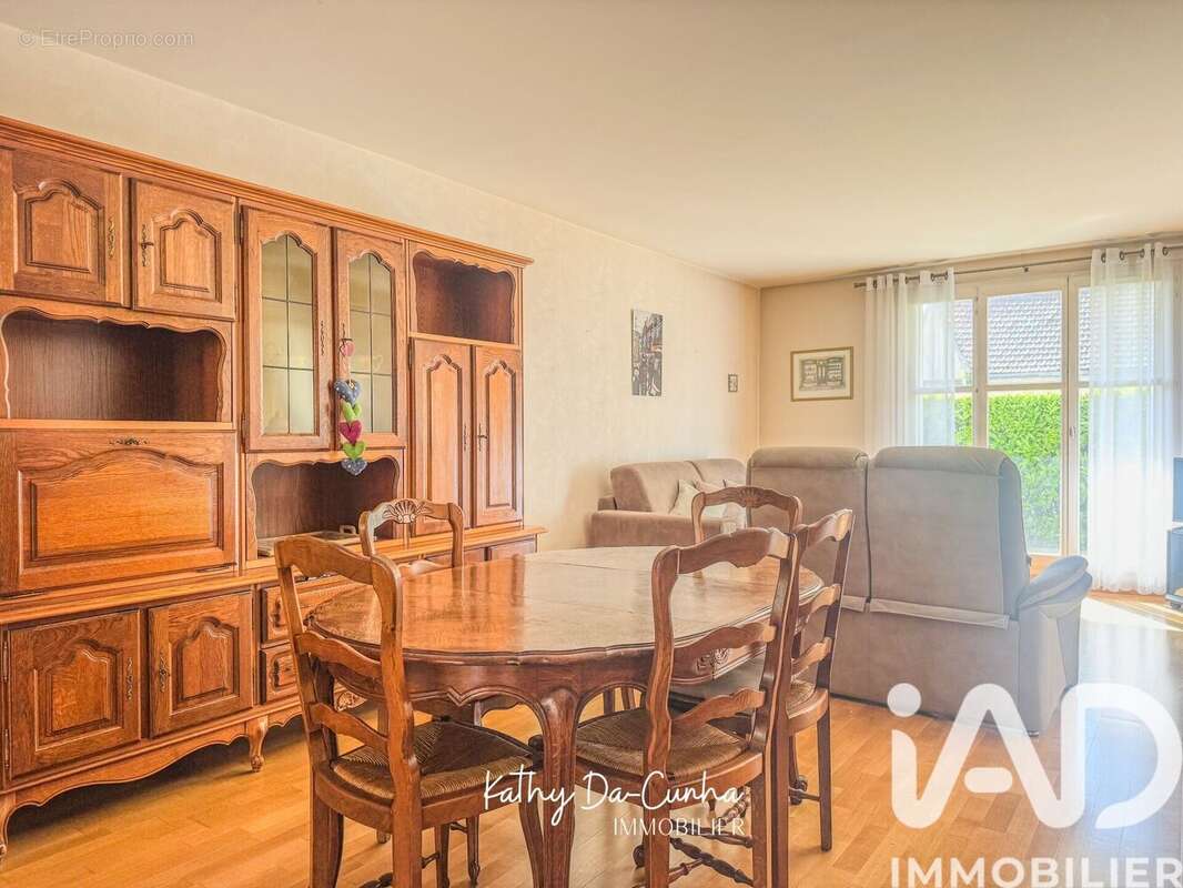 Photo 9 - Appartement à MANTES-LA-JOLIE
