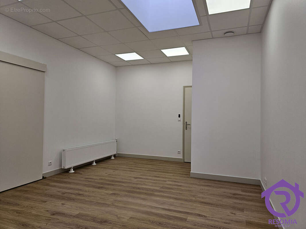 Commerce à PARIS-15E