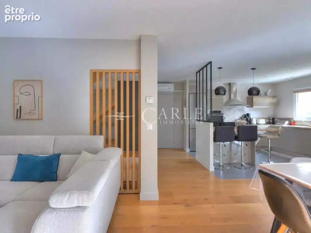 GENAS – AZIEU  Villa familiale de 136 m² avec piscine - photo 6