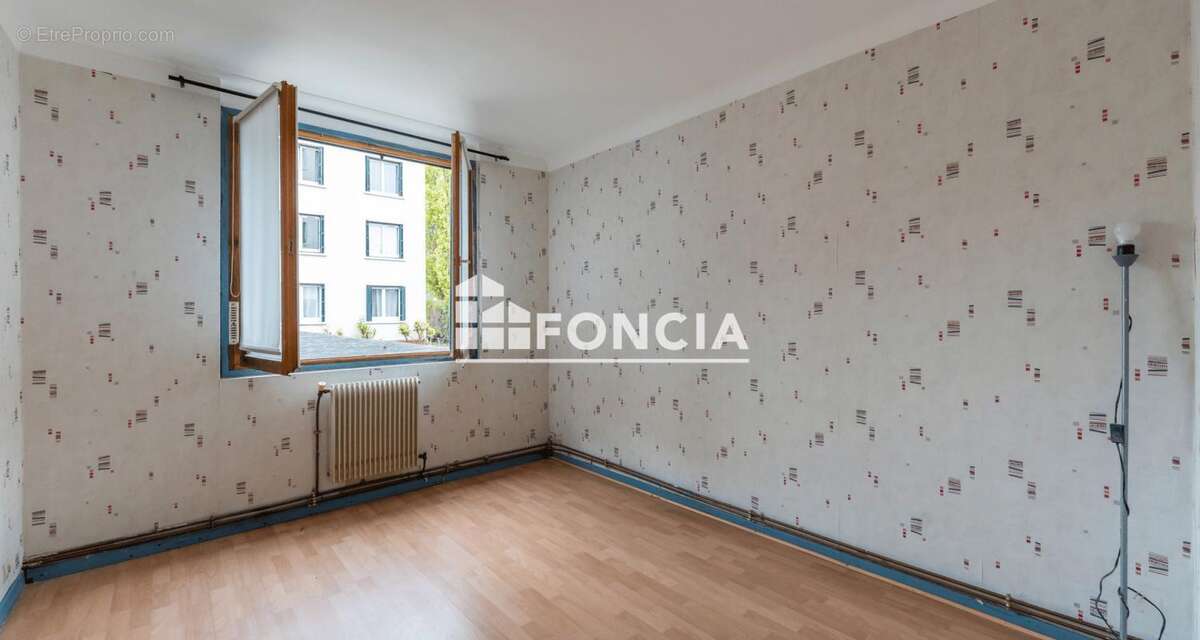 Appartement à AUBERVILLIERS