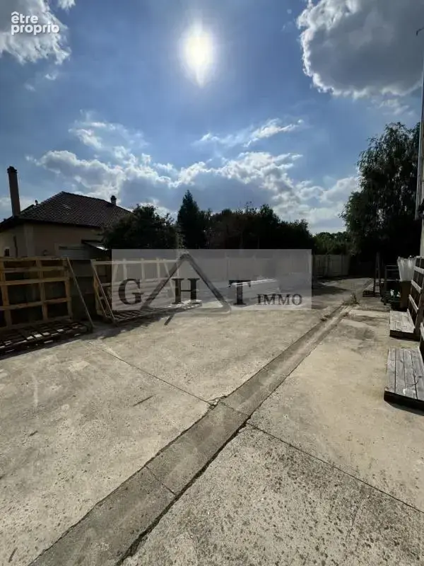 A vendre a champlan un entrpot et bureaux - photo 3