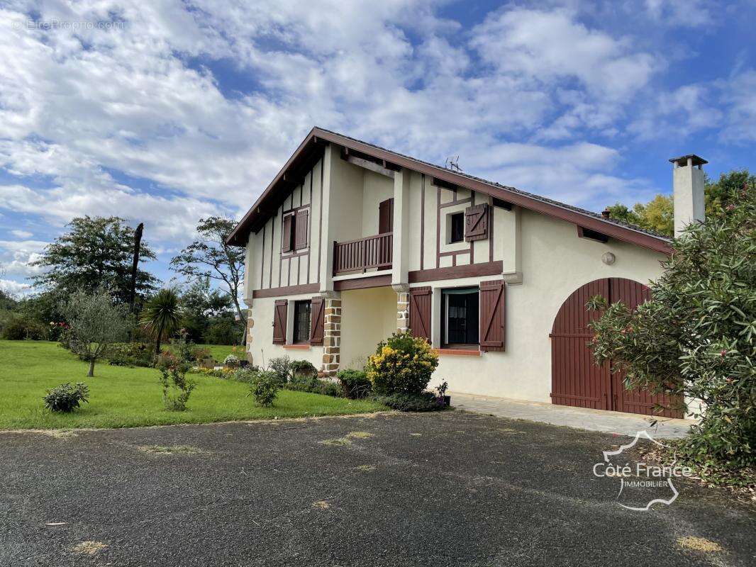 Maison à SALIES-DE-BEARN