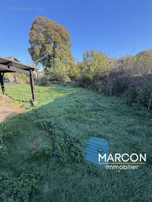 Maison à LA CHAPELLE-TAILLEFERT