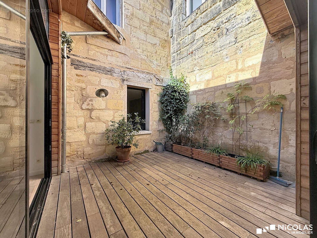 Appartement 81 m² à Bordeaux  - photo 7