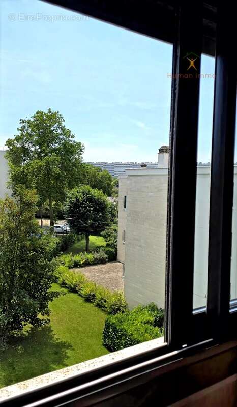 Appartement à FRESNES