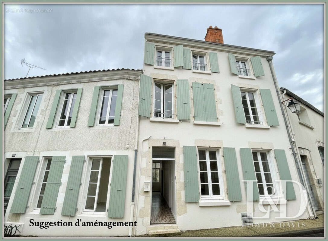 façade avant en home staging - Maison à MARANS