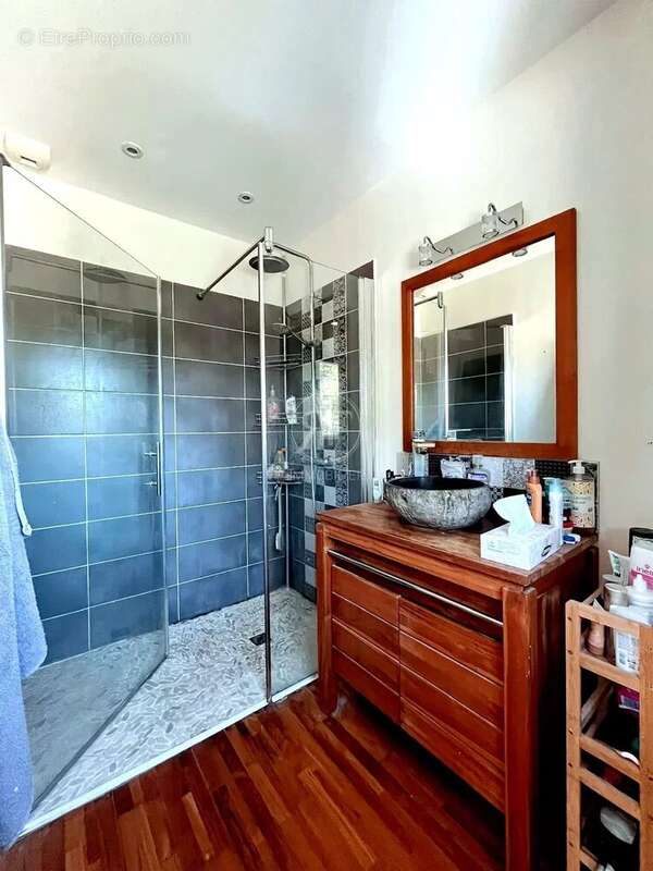 Maison à SAINT-EMILION