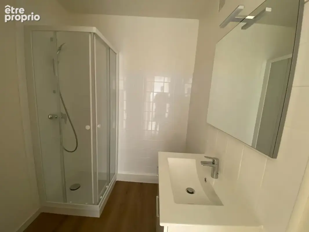 Montjuzet - T3 fonctionnel avec garage dans un environnement calme - photo 8