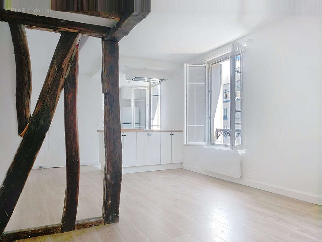 Appartement à PARIS-12E