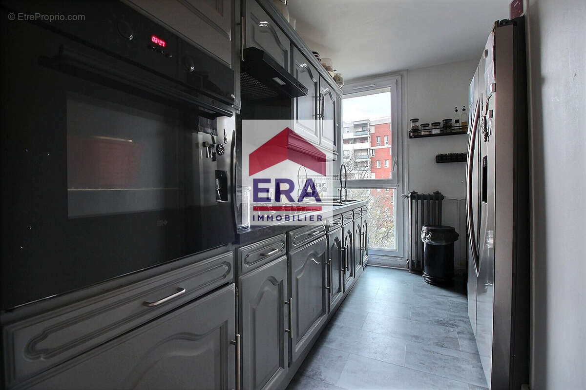 Appartement à VILLENEUVE-LA-GARENNE