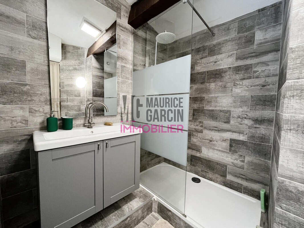 Appartement à L&#039;ISLE-SUR-LA-SORGUE