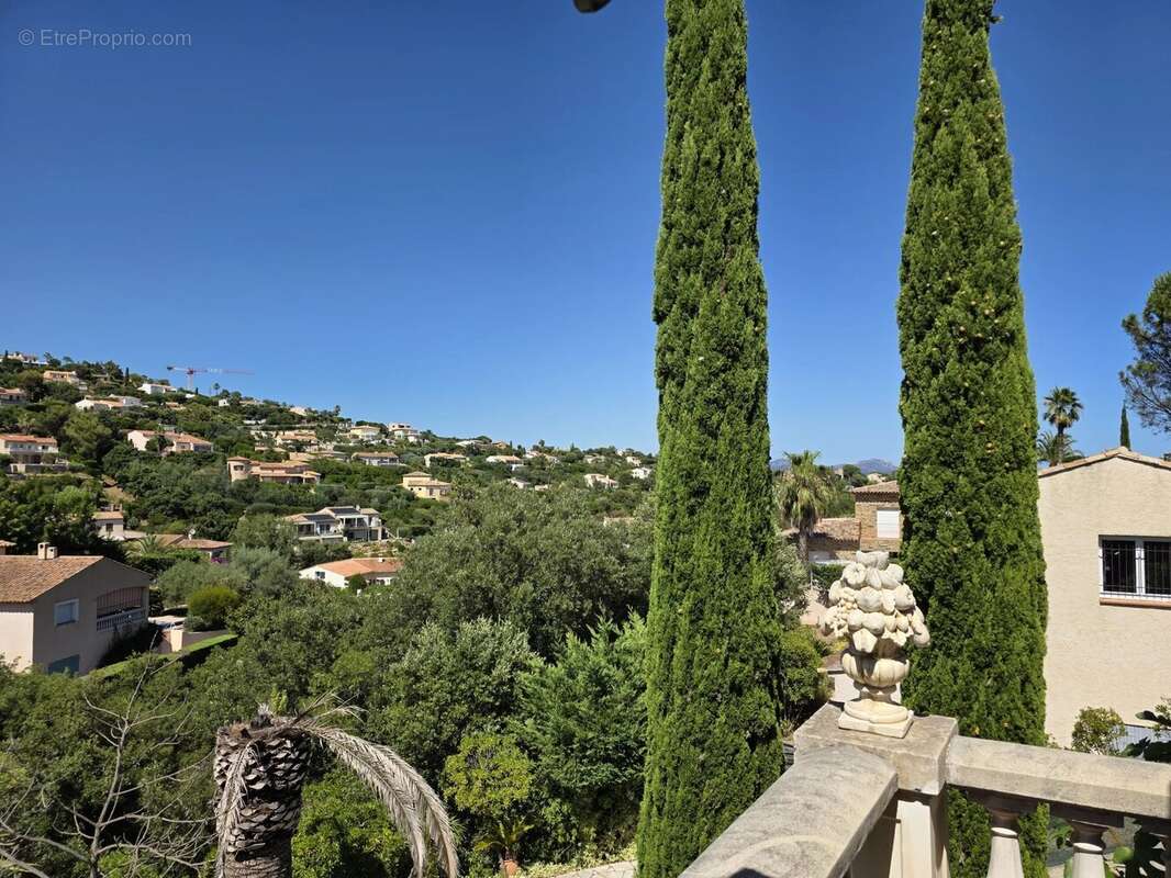 Villa individuelle avec piscine 112m²- 816m² - Les Issambres - photo 9