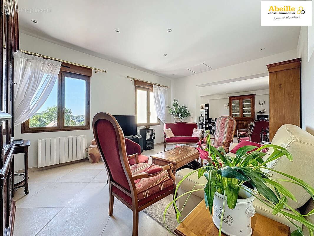 Maison à SAINT-CHERON