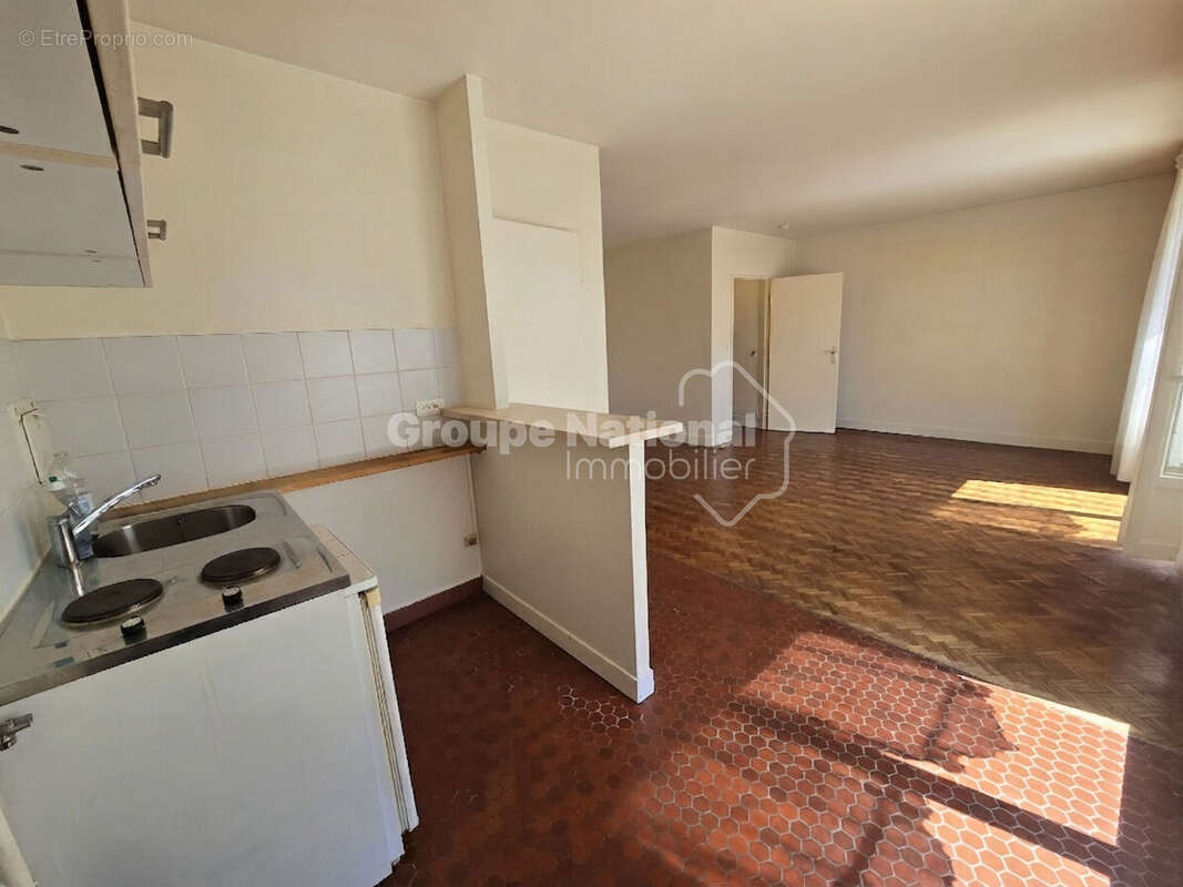 Appartement Versailles 2 pièce(s) 34 m2 + TERRASSE de 17m² - photo 5