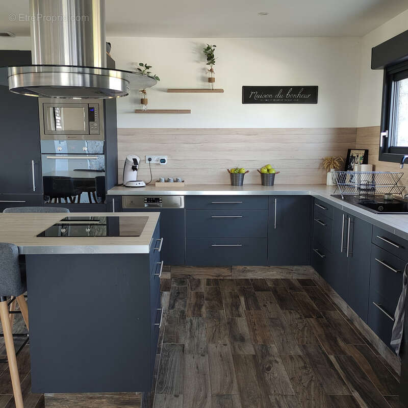 Maison à REVEL-TOURDAN