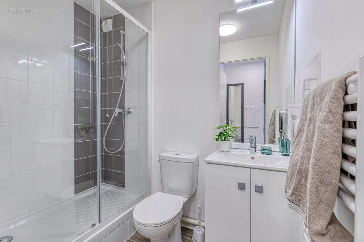 Appartement à SURESNES