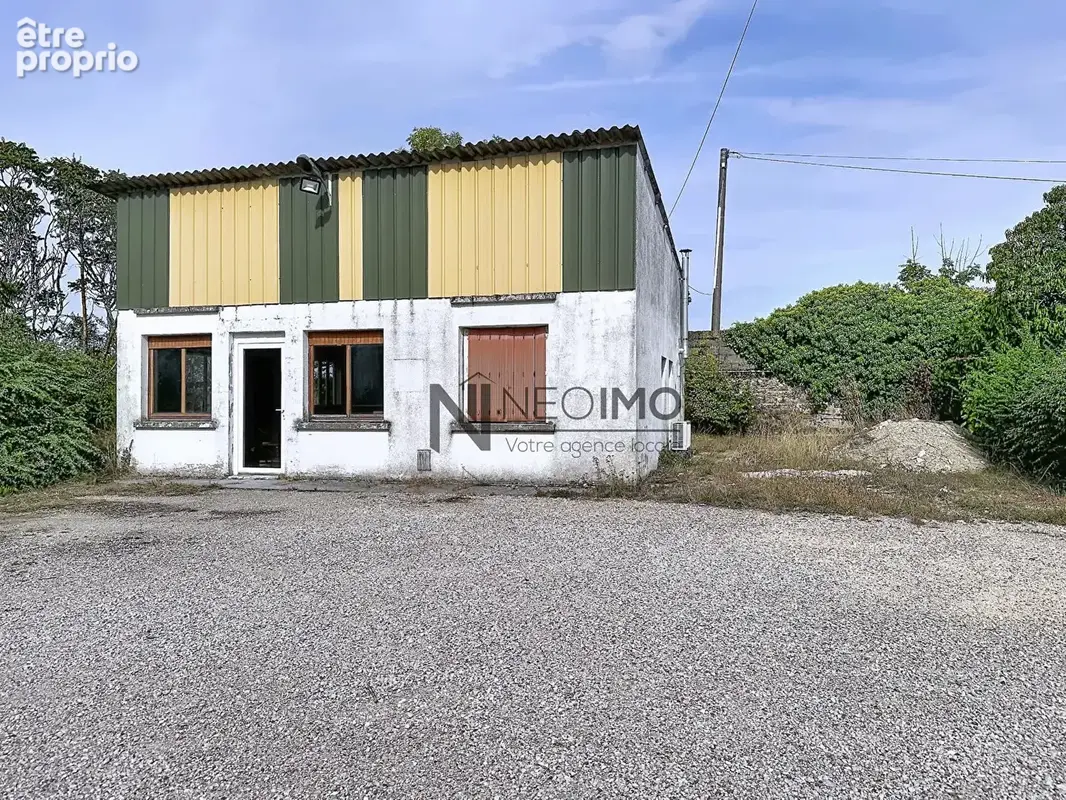 Neufchâteau - Bâtiment de stockage + bureau - photo 9