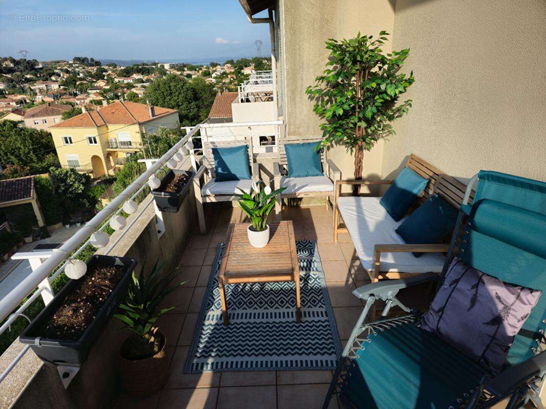 Appartement T2 avec double vue Etang  et une place de parking - photo 7