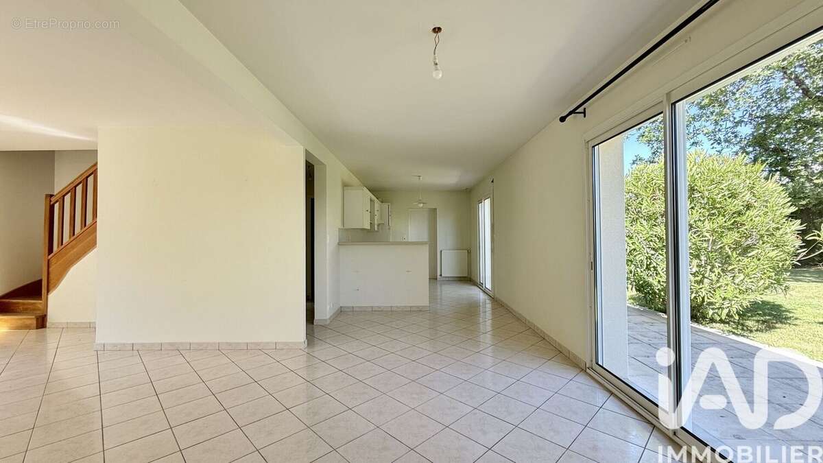 Photo 4 - Maison à SENE