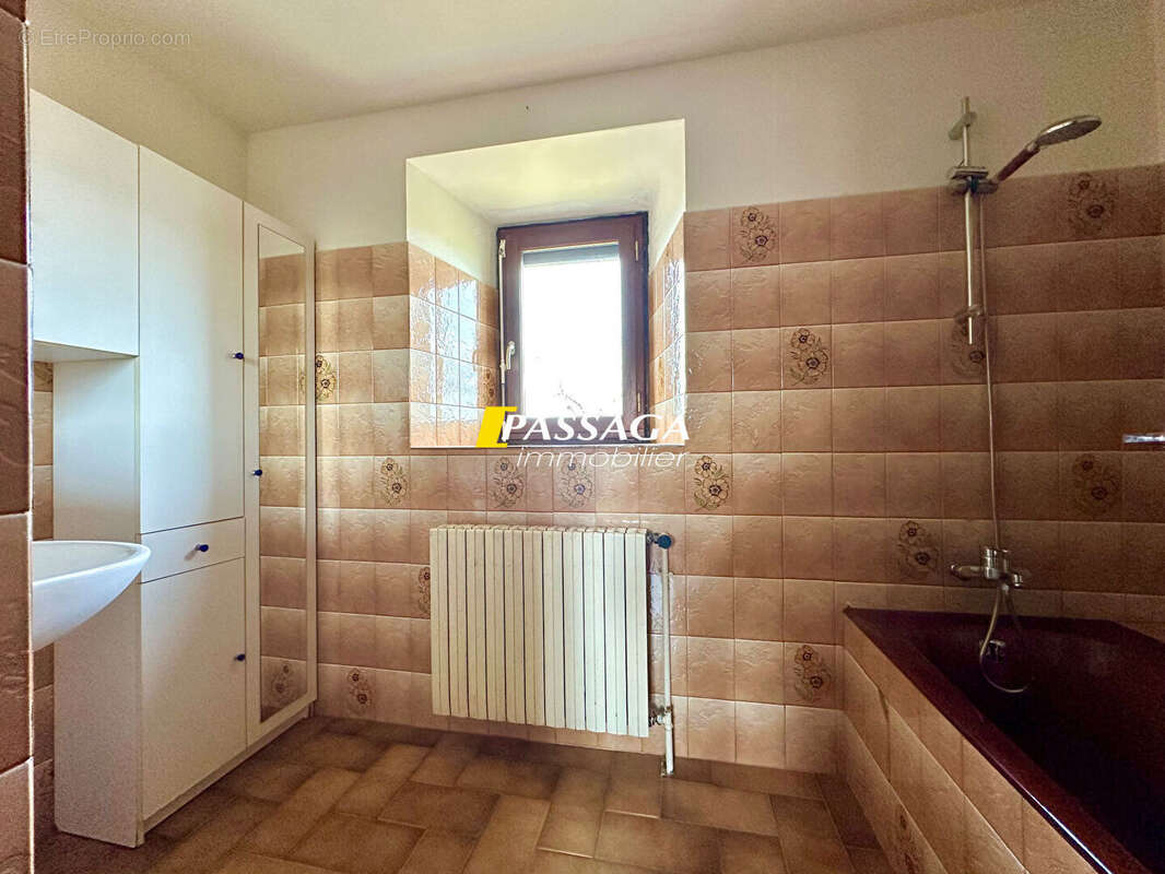 Maison à PIERREFICHE