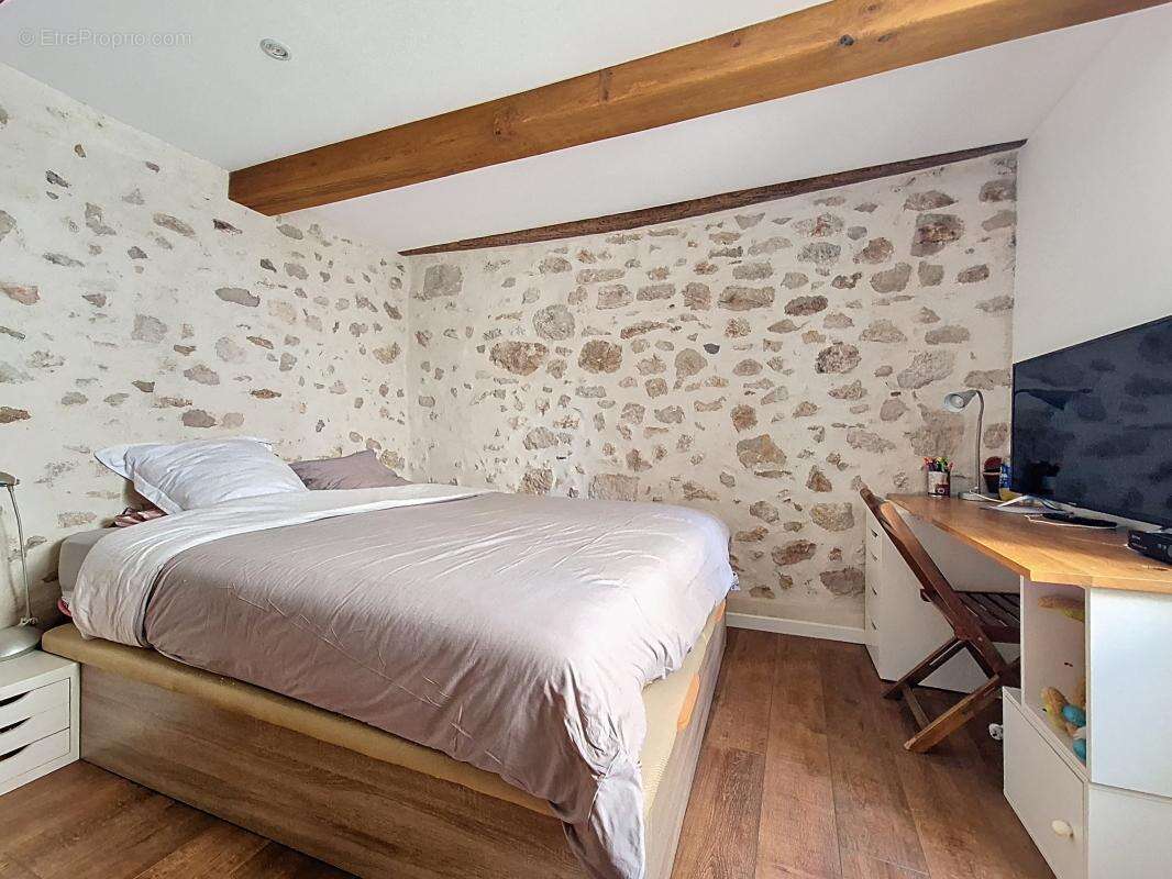 Maison à COURSEGOULES