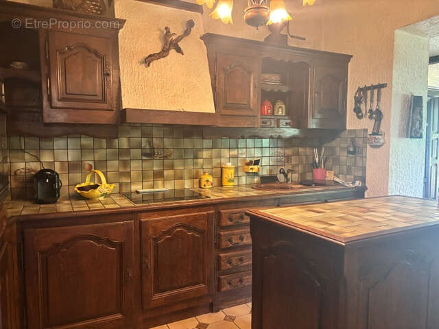 A VENDRE- Rare sur le secteur; Maison de caractère à JARNY-Dépendance aménagée de 41 m2 et parc de 18 ares. - photo 11