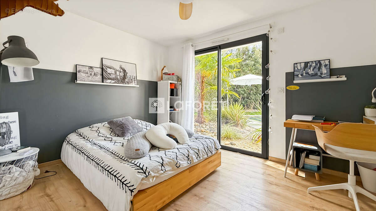 Maison à SAINT-CYR-SUR-LOIRE