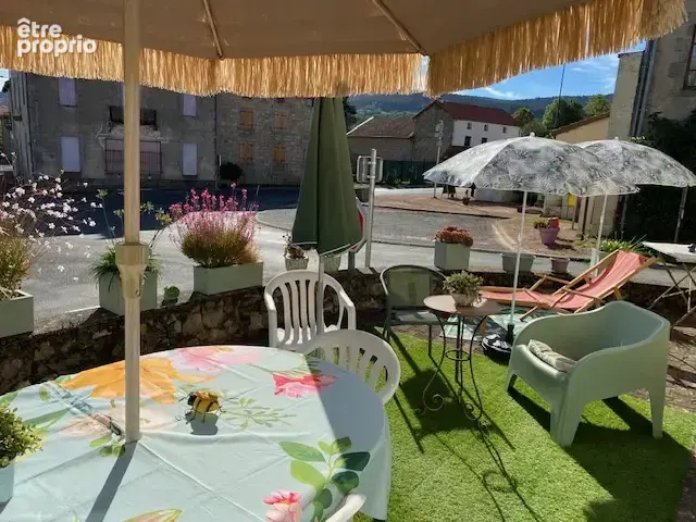 Maison de 142 m2 avec terrain de 299 m2 à 35 mn de Vichy - photo 4