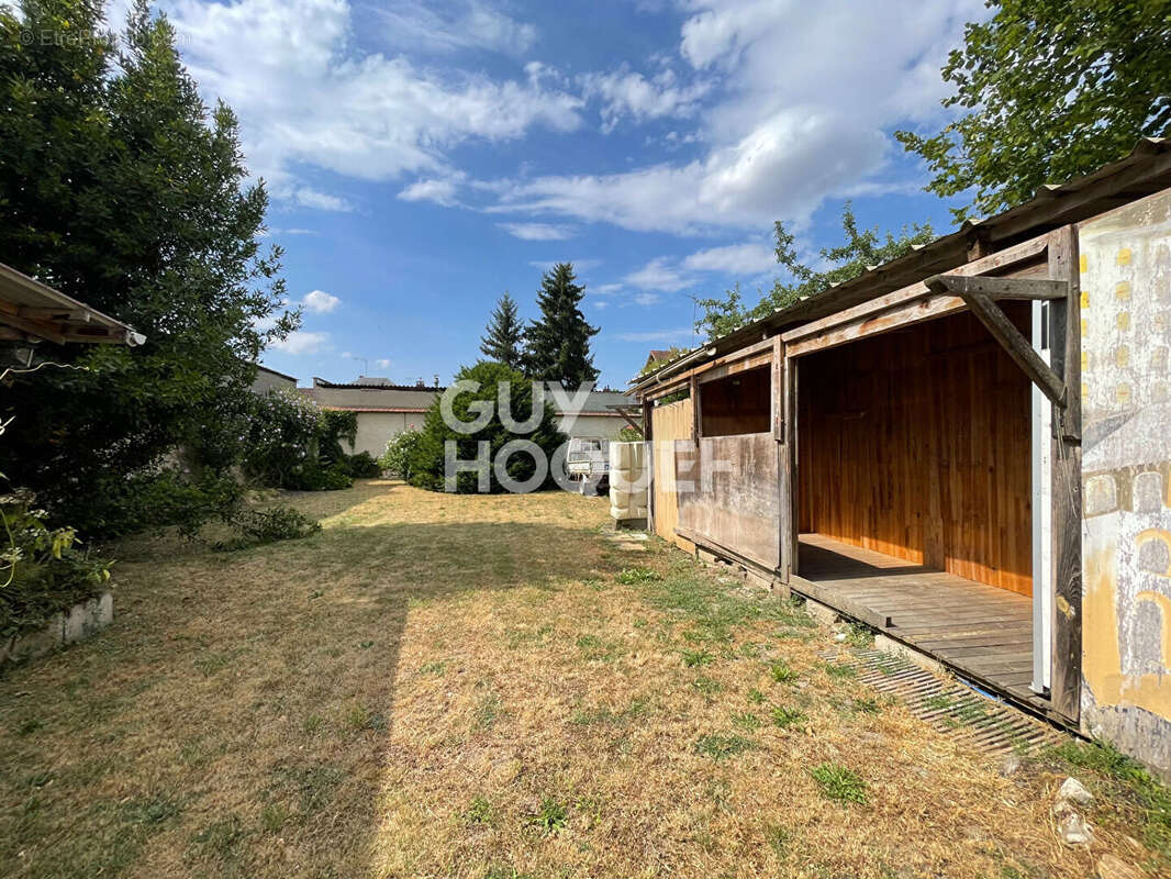 Maison 217 m² à Croth  - photo 16