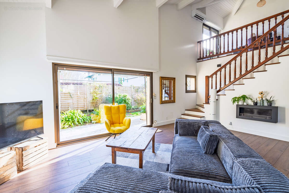 Maison à SAINT-VINCENT-DE-TYROSSE