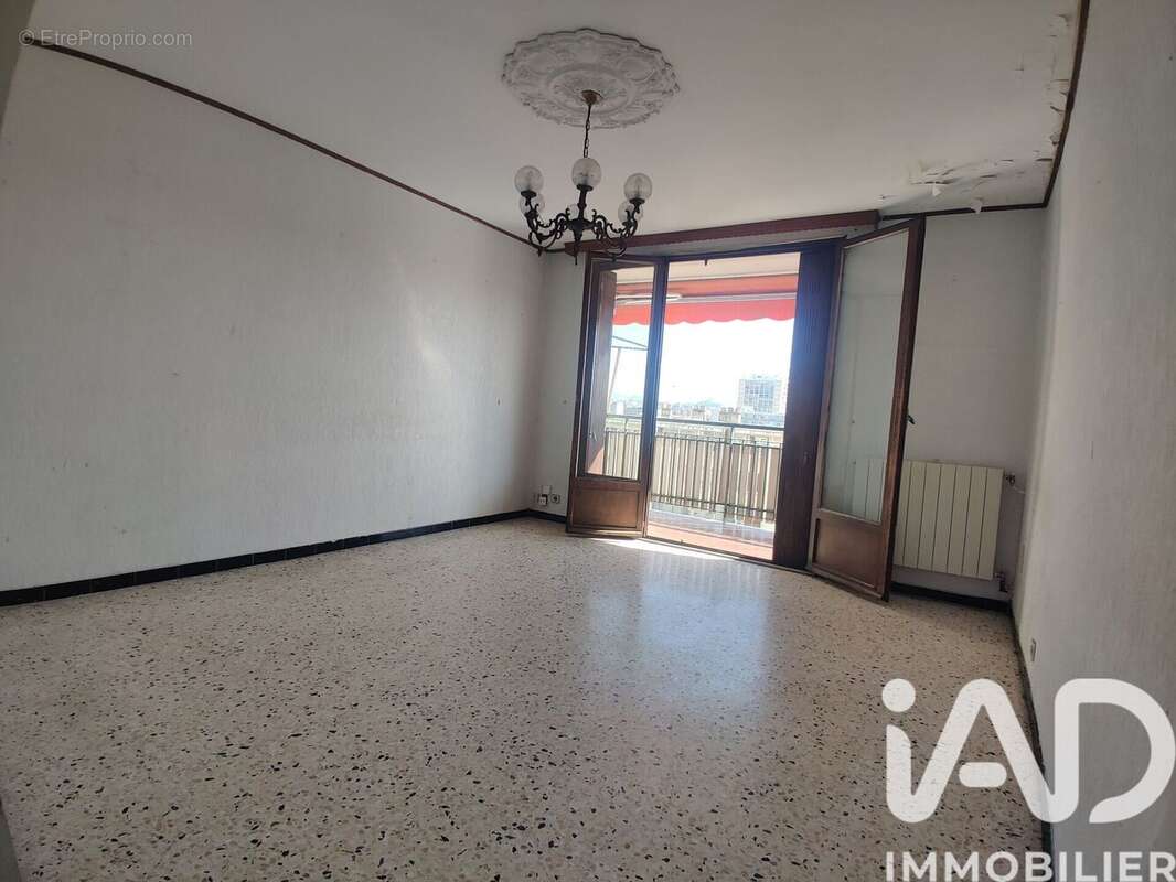 Photo 8 - Appartement à MARSEILLE-14E
