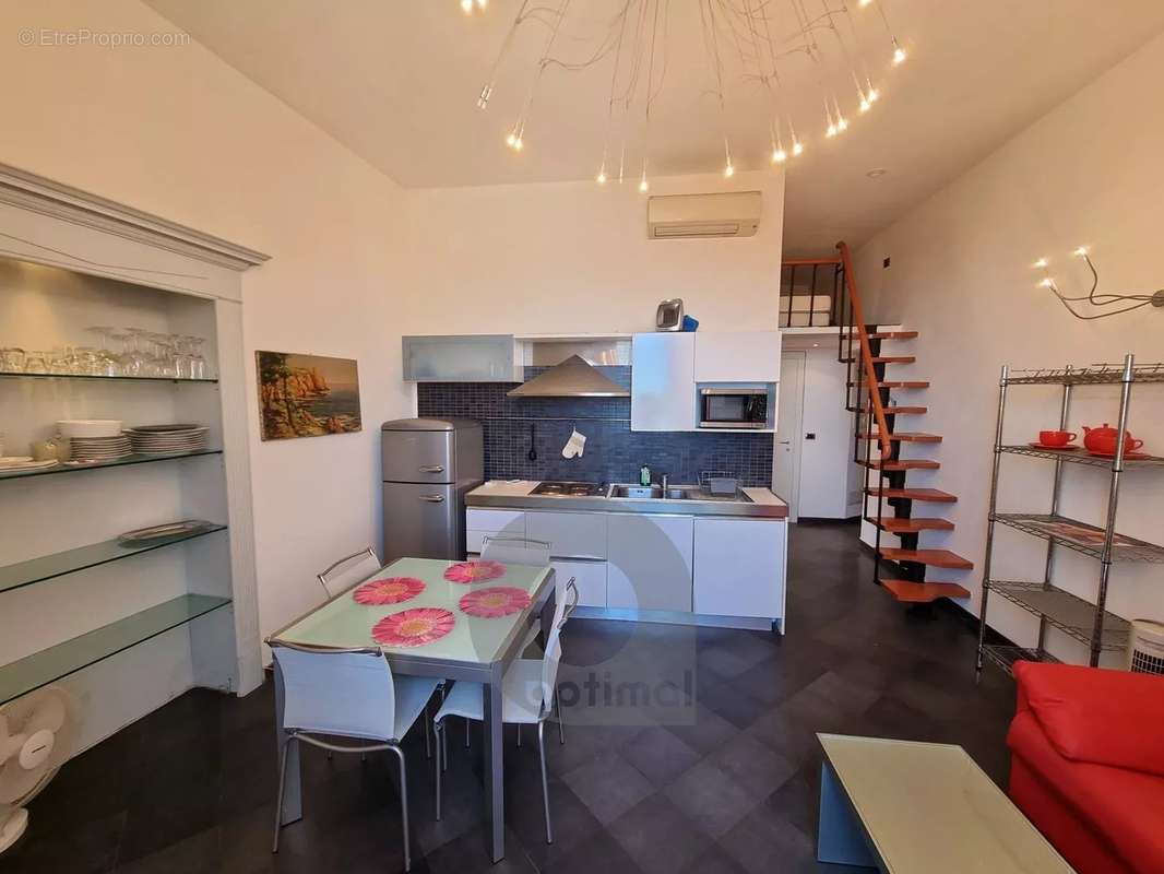 Appartement à MENTON