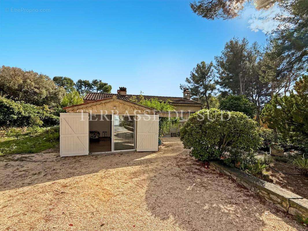 Maison à LA CADIERE-D&#039;AZUR